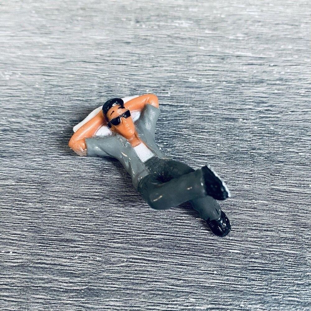 Homies Series 6 Dreamer Figure 1/32 Scale